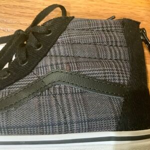 Kids Black/Dark Grey High Top Vans Shoes Size 4 GREAT CONDITION